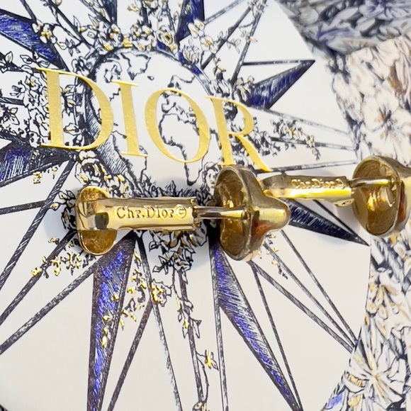 DIOR “Saddle” Gold Plated Clip On Earrings Authentic Christian Dior Jewelry - Picture 9 of 10